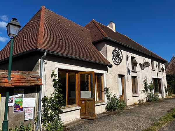 Acquisition – SUIN (71) I Création d’un restaurant gastronomique avec hébergement